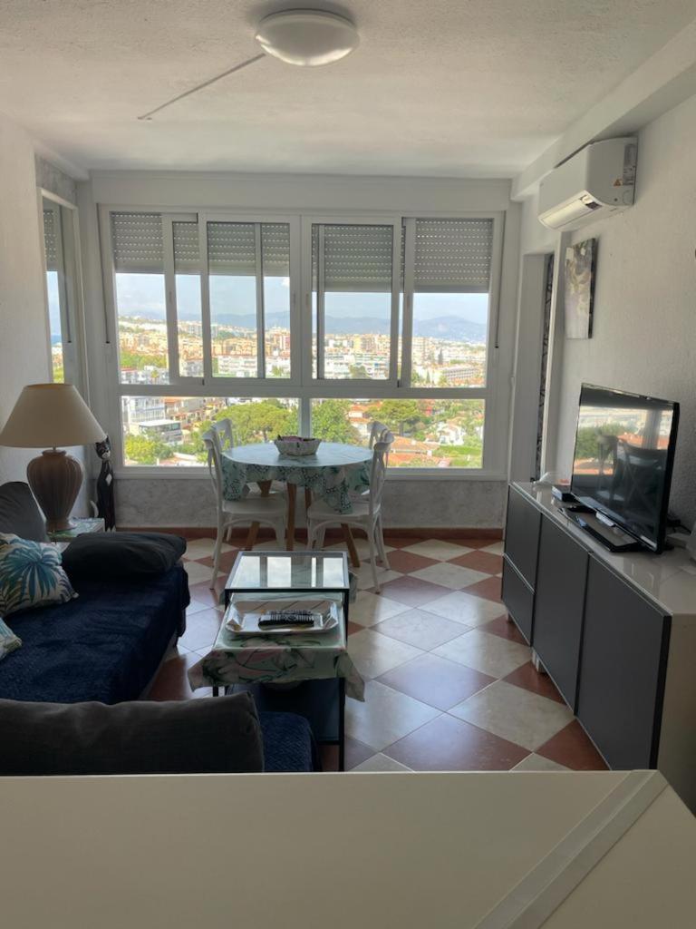 Appartement Entier Avec Vue Panoramique 贝纳尔马德纳 外观 照片